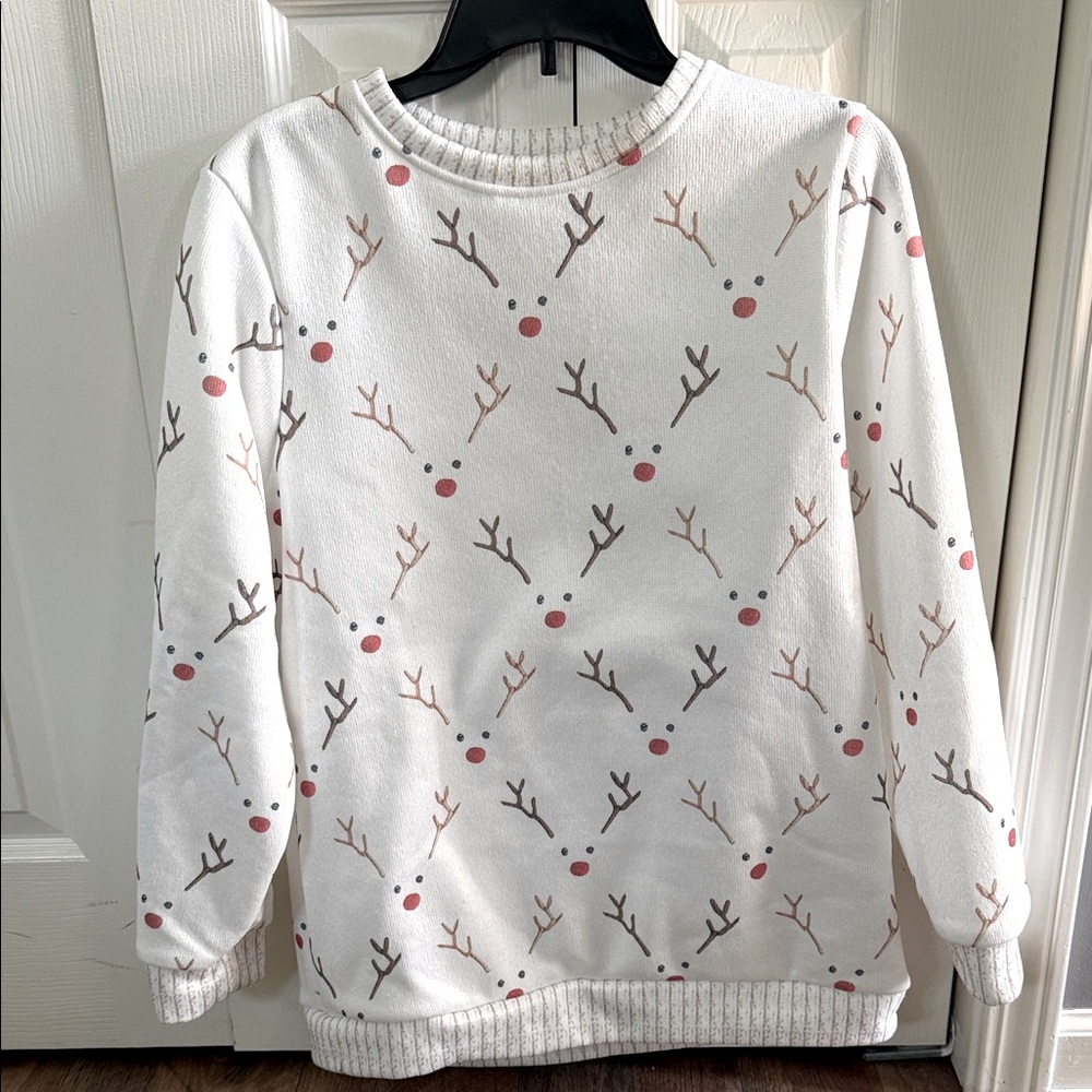 White Reindeer Pattern Sweatshirt